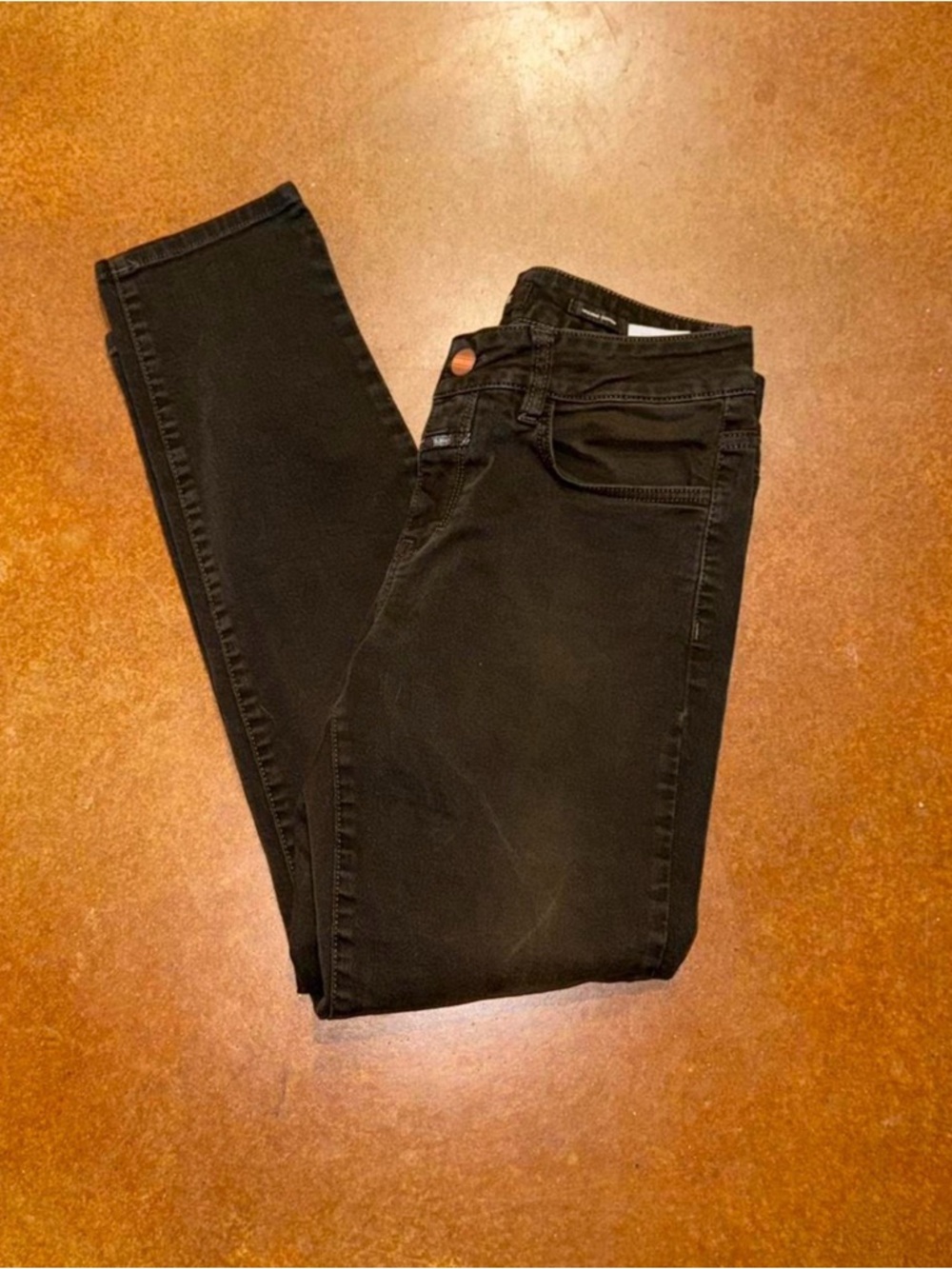 Closed Black Skinny Jeans for Women